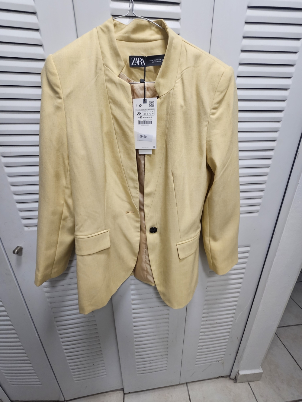 ZARA Pale Yellow Single-Button Blazer